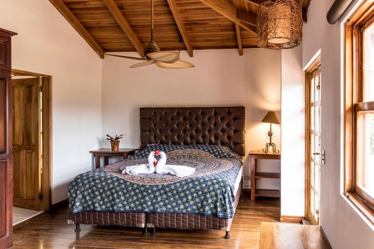 Luna Inn B&B Ciudad Cariari Eksteriør bilde