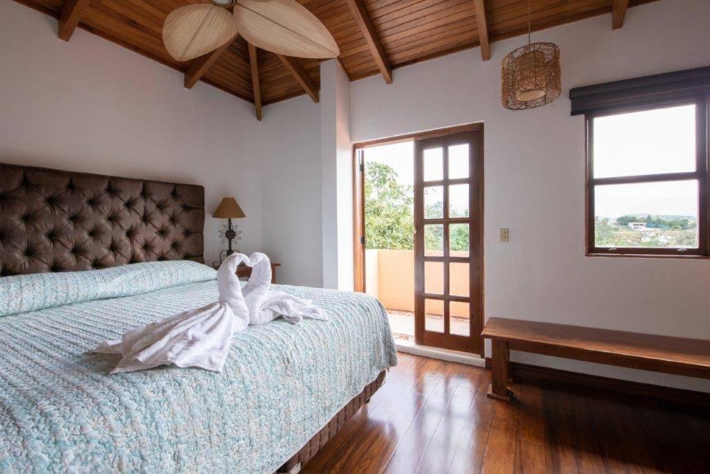 Luna Inn B&B Ciudad Cariari Eksteriør bilde