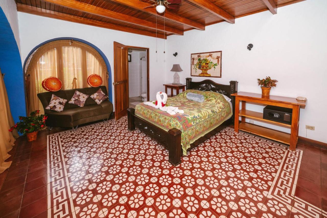 Luna Inn B&B Ciudad Cariari Eksteriør bilde
